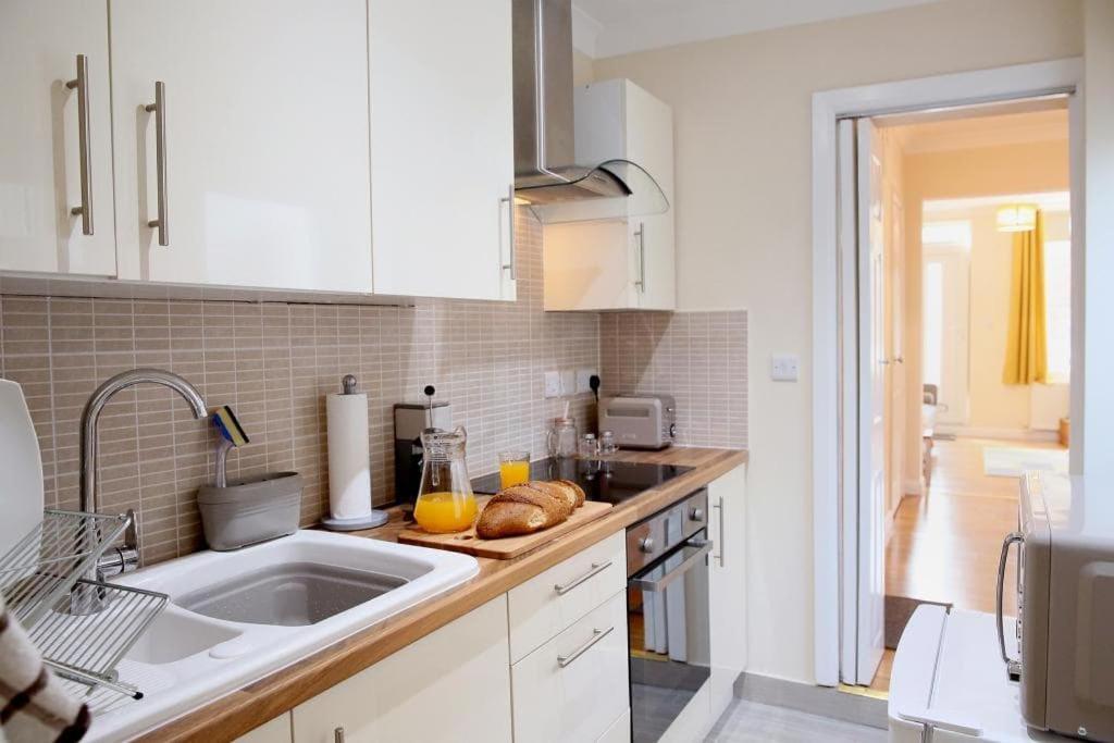 Stylish Norwich Stay Near Cathedral With Parking ภายนอก รูปภาพ